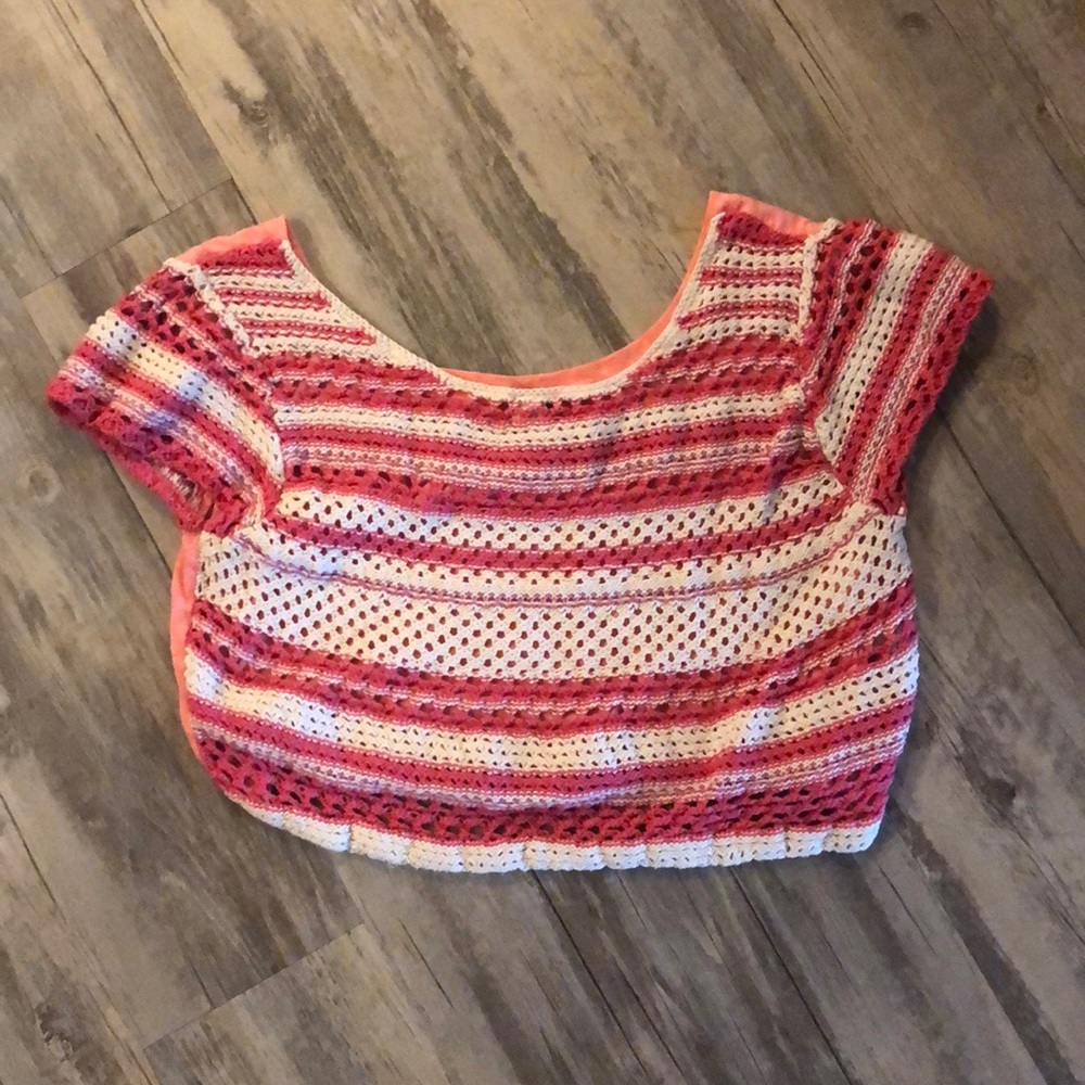 Crop top - Picture 2 of 3